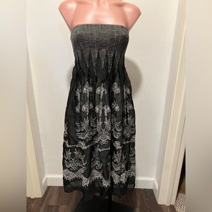 One Size black Convertible  DRESS / SKIRT. Brand: Lapis. NWT